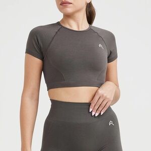 Oner Active Effortless Seamless Short Sleeve Crop Top Deep Taupe